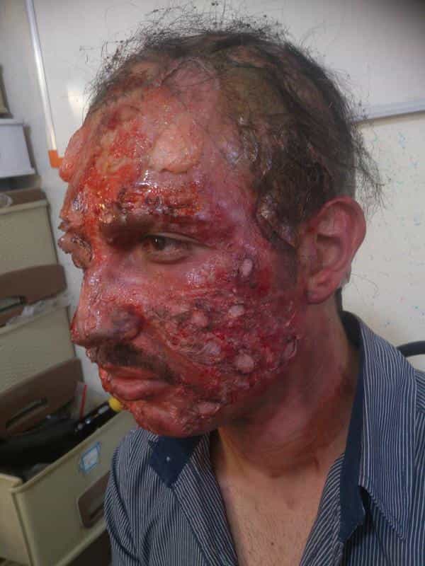 عکس پیرایش 1000 چهره و گریم تخصصی داماد توسط گریمور و