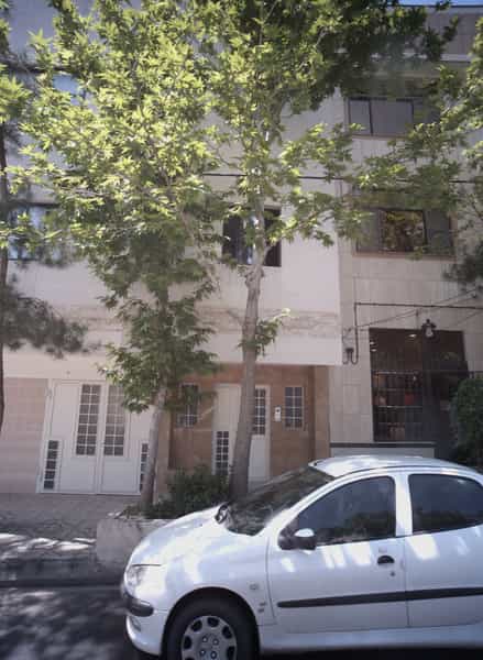 عکس فروشگاه کیف در فارق التحصیلان مشهد