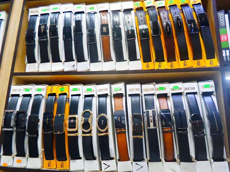 عکس فروشگاه کیف و کمربند کلاسیک در شیرودی مشهد