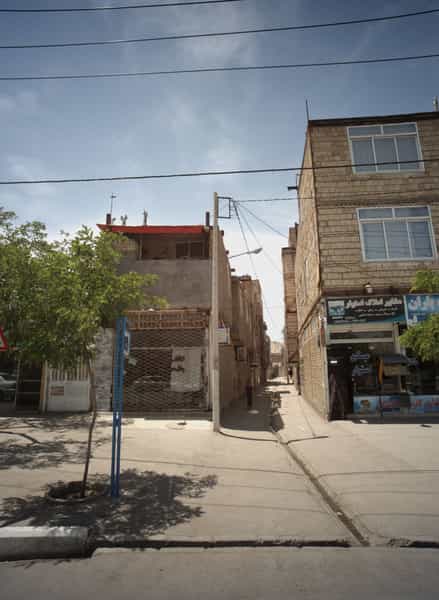 عکس ادکلن در رباط طرق مشهد