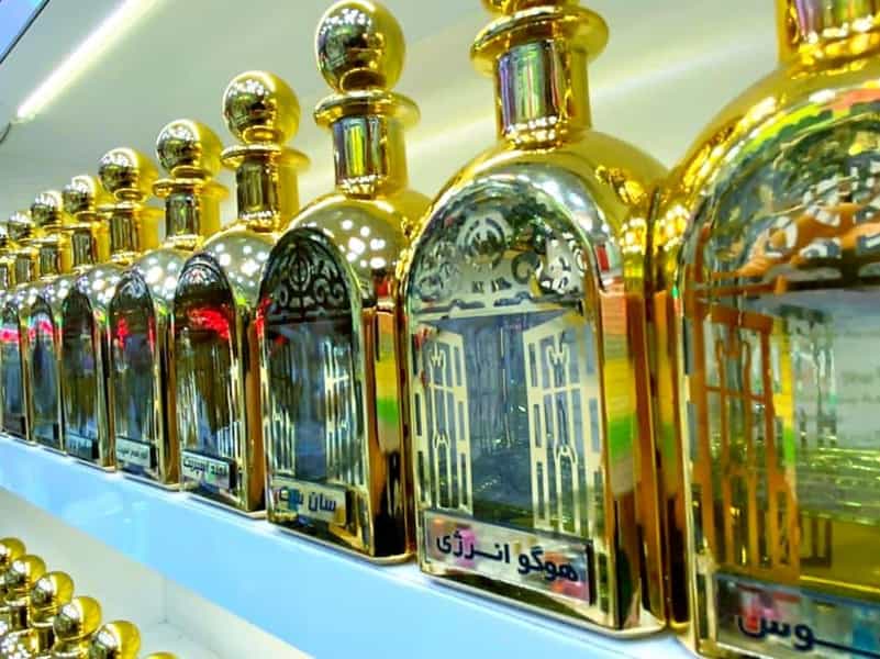 عکس فروشگاه عطر لوتوس قم