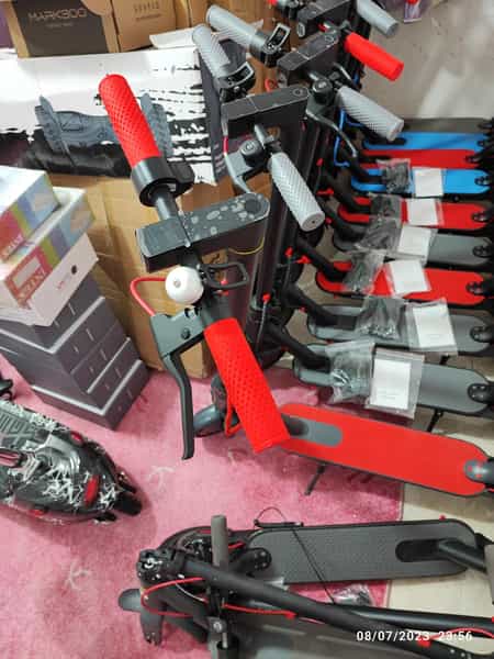 عکس بازرگانی مشهد اسکوتر در حسین آباد مشهد