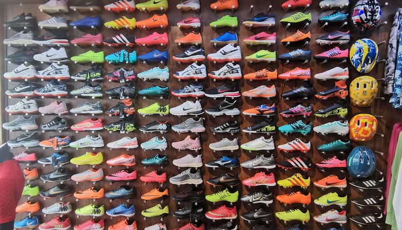 عکس لوازم ورزشی فینال در فاز ۱ اندیشه شهریار