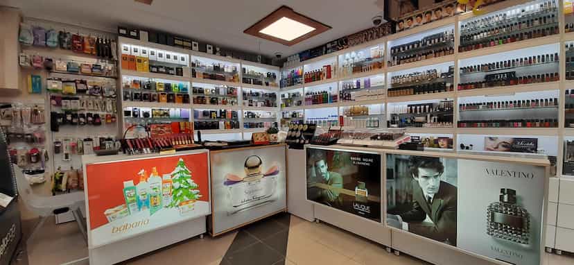 عکس آرایشی و بهداشتی و ادکلن مهتاب در دیباج همدان