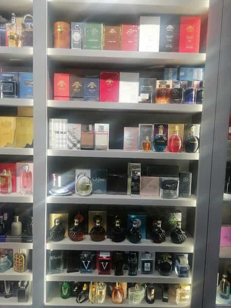 عکس فروشگاه مشک در سهروردی 