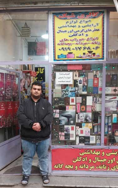 عکس گالری شیک ۷۷ در دولاب 