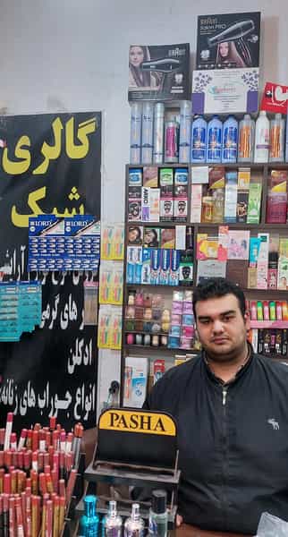 عکس گالری شیک ۷۷ در دولاب 
