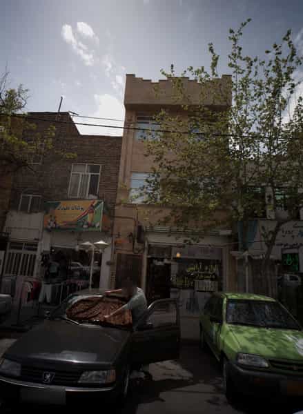 عکس لوازم آرایشی بلو آی در گلشن 
