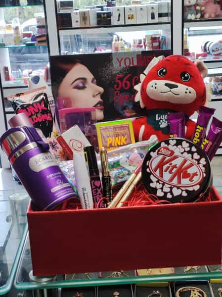 عکس آرایشی بهداشتی ستاره در آهنگ شرقی 