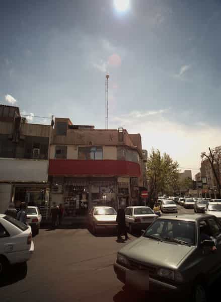 عکس فروشگاه لوازم آرایشی بهداشتی در خزانه 