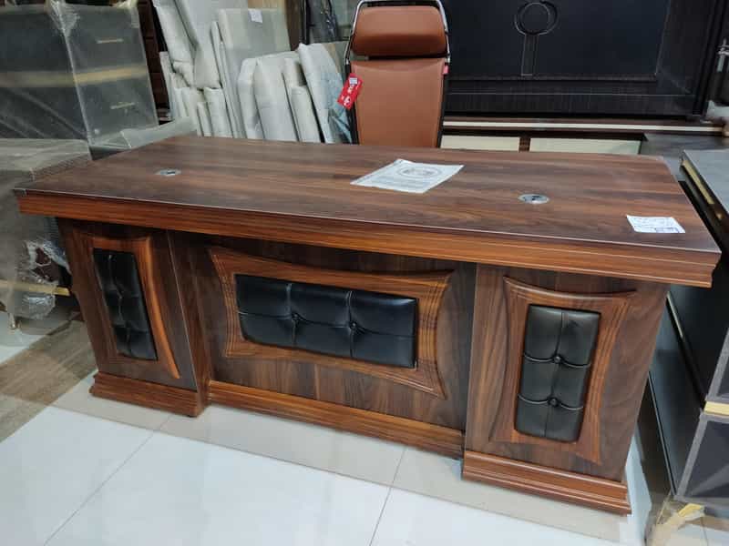 عکس مبلمان اداری مظفری شیراز