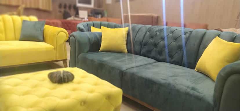 عکس بوراک مبل در دانشگاه تبریز تبریز