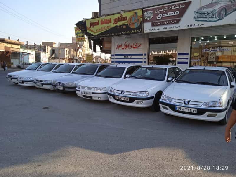 عکس نمایشگاه اتومبیل مهدی در کمپلو اهواز