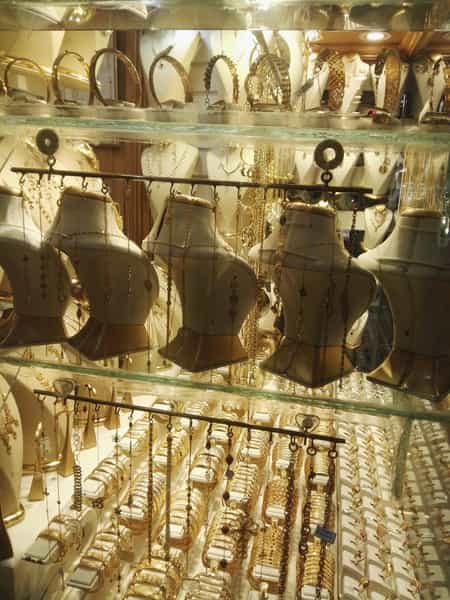 عکس جواهری بخت جو در بافت تاریخی یزد