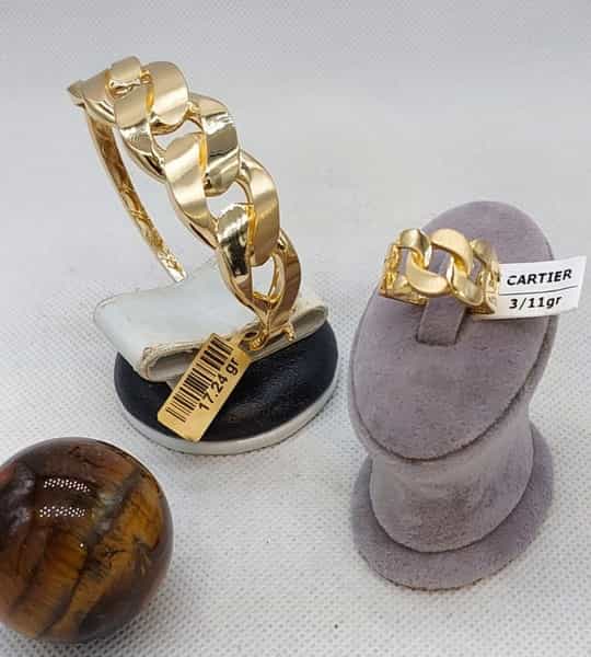 عکس طلا فروشی عسل بانو در بازار کرمانشاه