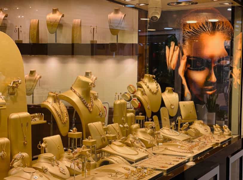 عکس گالری طلای رئاس در کارگزاری بندرعباس