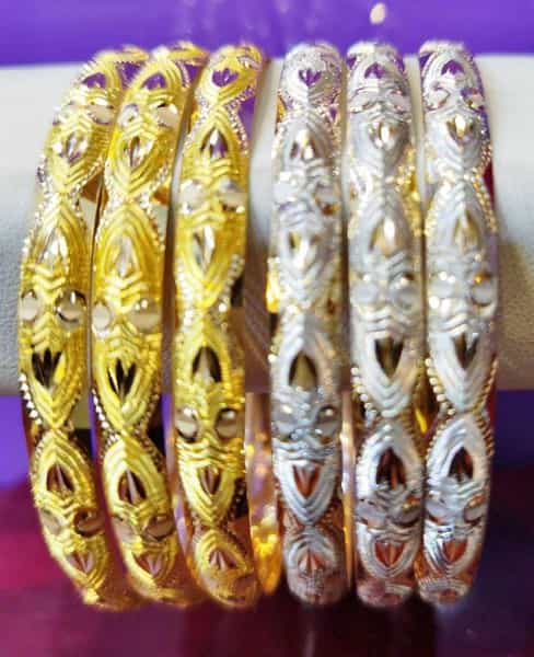 عکس طلا فروشی علی موسوی در علوی خرم‌آباد