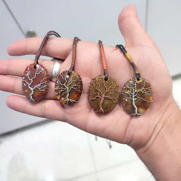 عکس گالری سنگ بهجتی در کافی کرمان