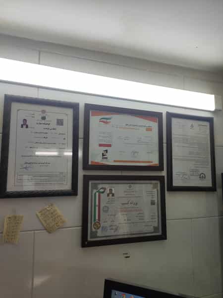 عکس شرکت آسانسور ایمن بالابر اقایاری شهرک منظریه زنجان