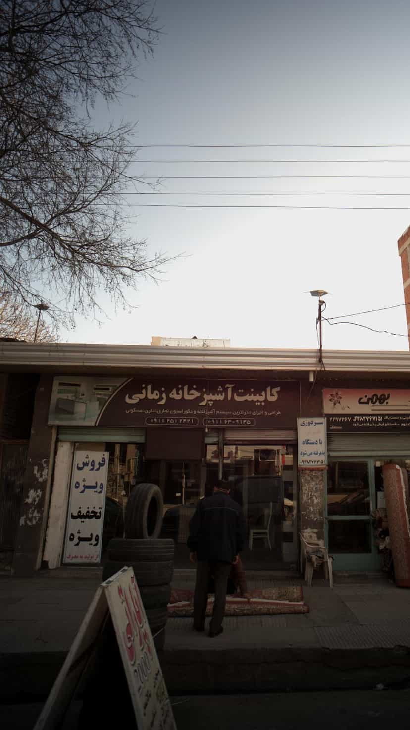 عکس کابینت آشپزخانه زمانی کوی رجایی ساری