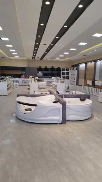 عکس کاشی و سرامیک پاراموند در زور آباد کرمان