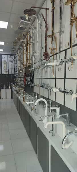 عکس کاشی هخامنش در ابوذر کرمان