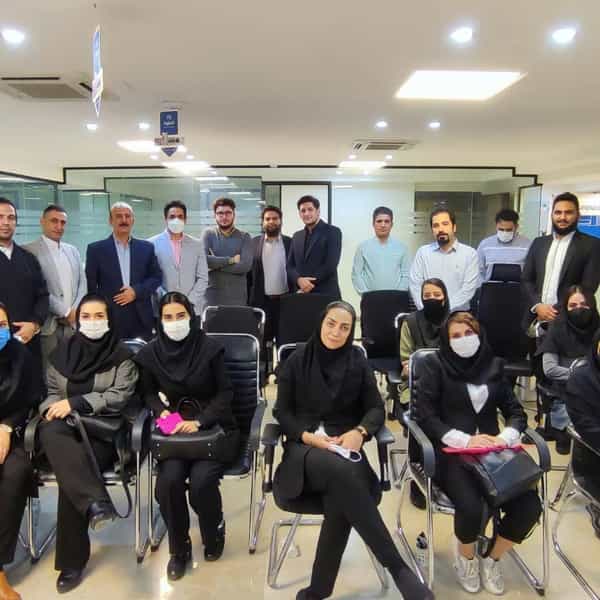 عکس فروشگاه زنجیره ای اسنوا در اقدسیه 