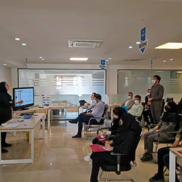 عکس فروشگاه زنجیره ای اسنوا در اقدسیه 