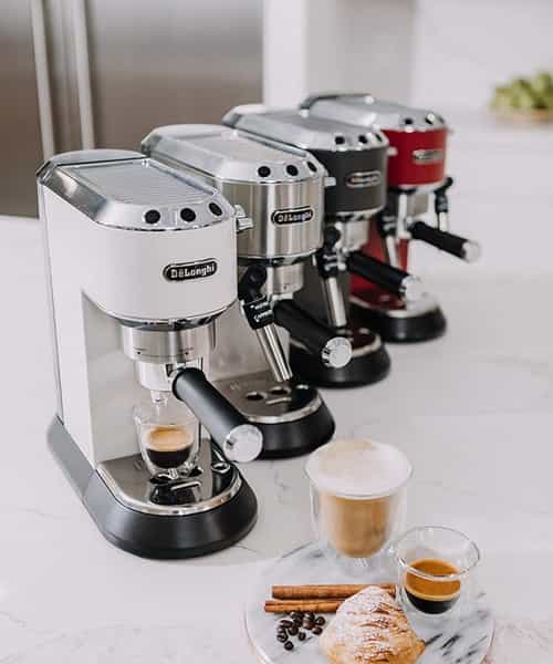 عکس فروشگاه رادین کالا در آبشار 