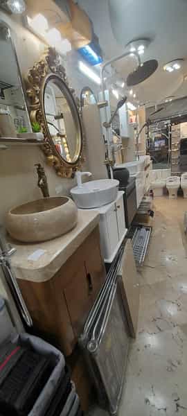 عکس فروشگاه آنتیک در اندیشه 