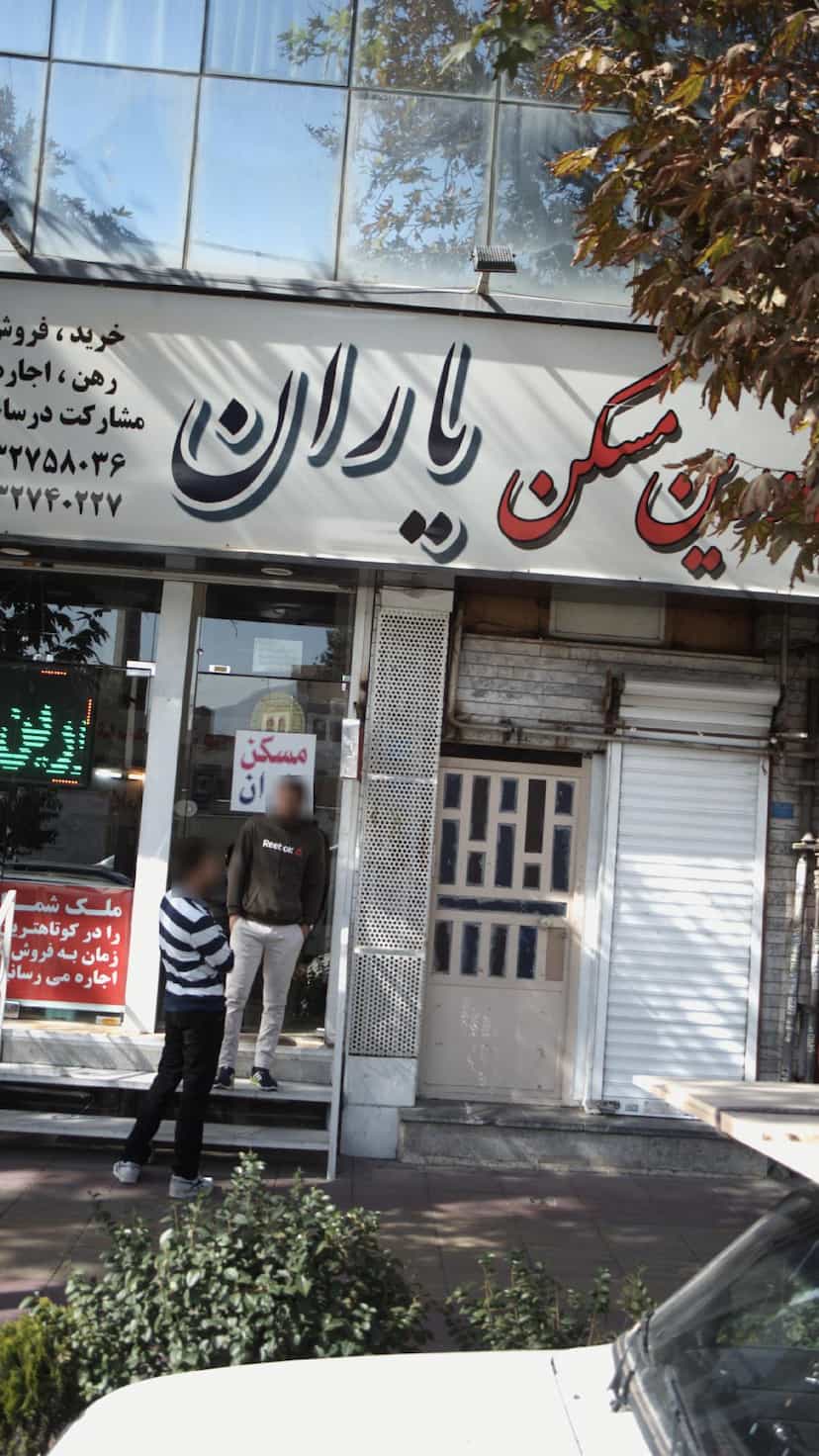 عکس مشاورین مسکن یاران در چهارصد دستگاه کرج