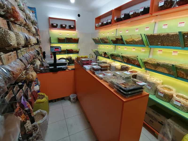 عکس خشکبارو آجیل زارع در بارنج تبریز