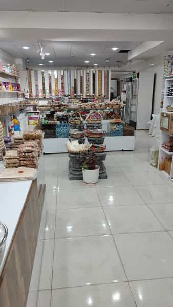 عکس آجیل سرای جوانه در داماهی بندرعباس