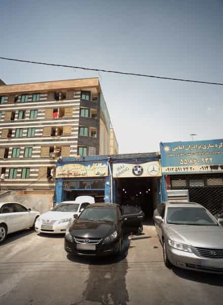 عکس صافکاری و نقاشی ایرج بی رنگ در زمزم 