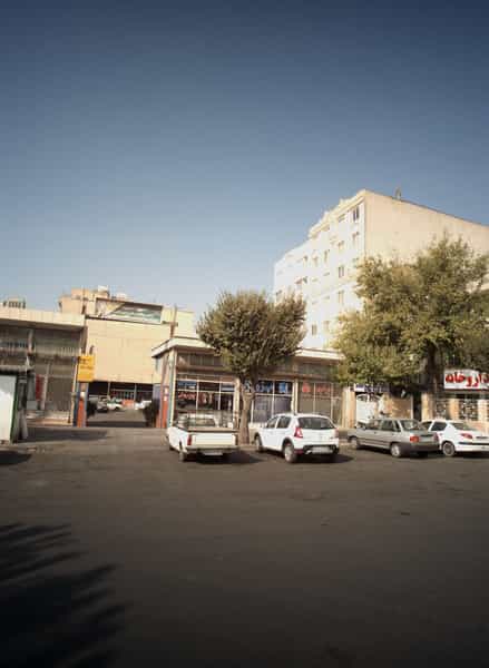 عکس تعمیرگاه سیزده در پرستار 