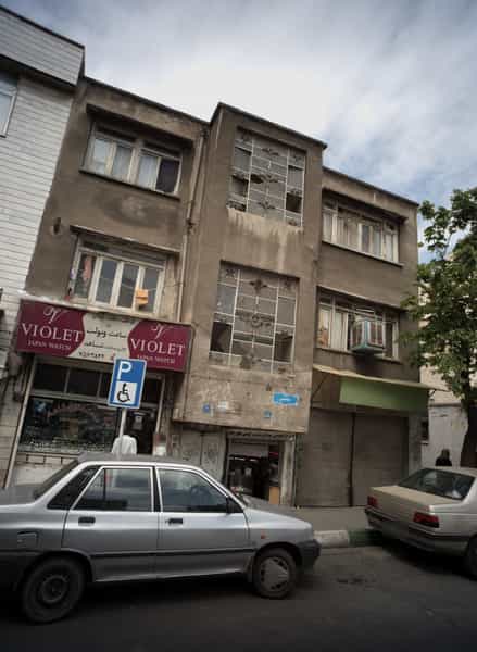 عکس تعمیرگاه موبایل و لوازم جانبی در شاهد 