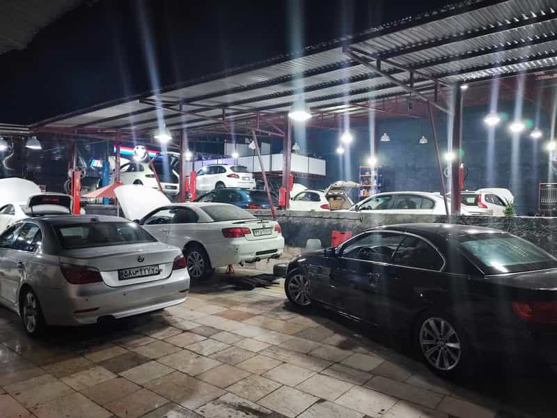 عکس تعمیرگاه بی ام و ژرمن مانستر در ازگل 