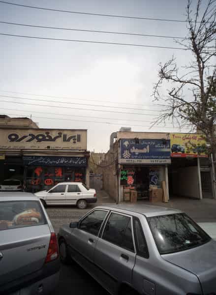 عکس تعمیرگاه نیسان 2000 در اتحاد 