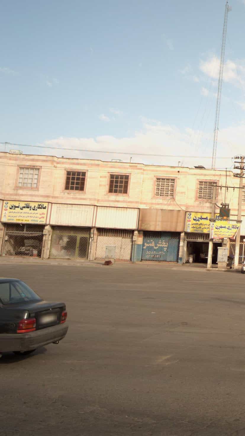 عکس صافکاری و نقاشی نوین در صادقیه 