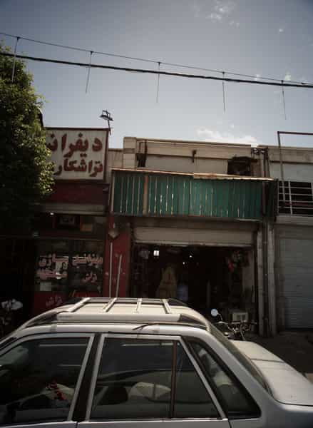 عکس تعمیرگاه در زهتابی 
