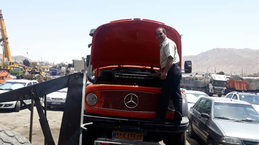 عکس تعمیرگاه کامیون مرسدس بنز نیکبخت در رضویه 