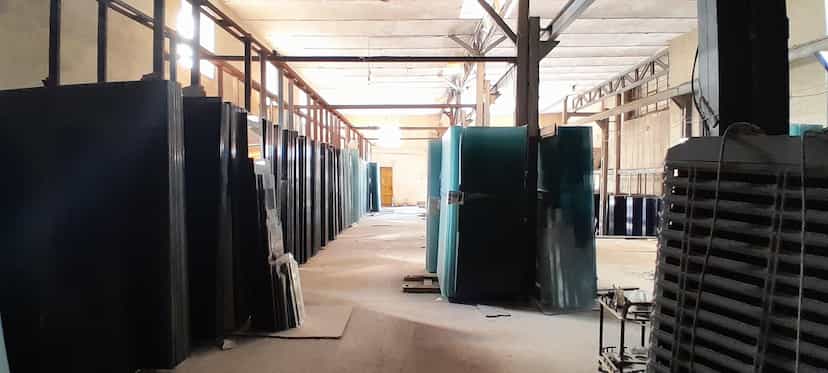 عکس نمایندگی فروش کارخانجات شیشه کاوه فلوت درخوزستان و شیشه سکوریت رساجام کوی فاطمیه اهواز