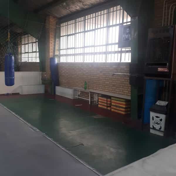 عکس سالن ورزشی فدک در فردیس قرچک