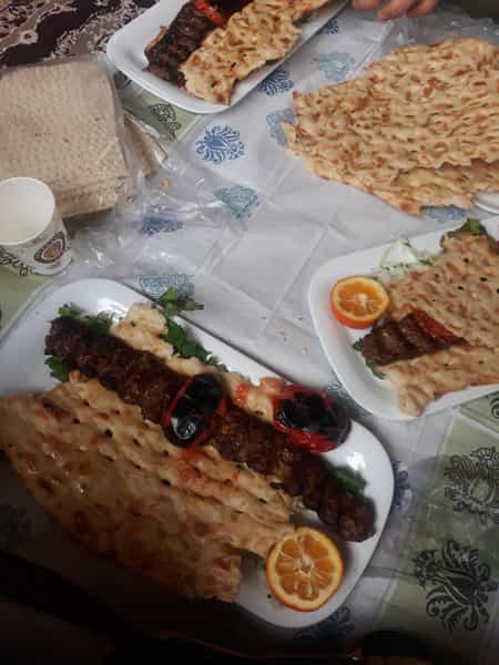 عکس رستوران سنتی کوهستان در قاضی آباد لواسان