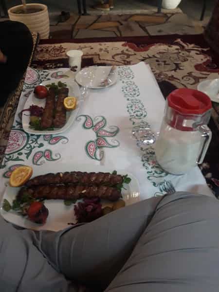 عکس رستوران سنتی کوهستان در قاضی آباد لواسان