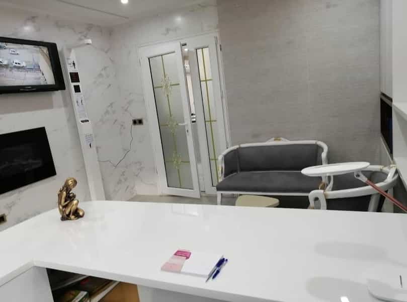 عکس جراح و متخصص زنان و زایمان دکتر ندا میرجان در موسی آباد ورامین