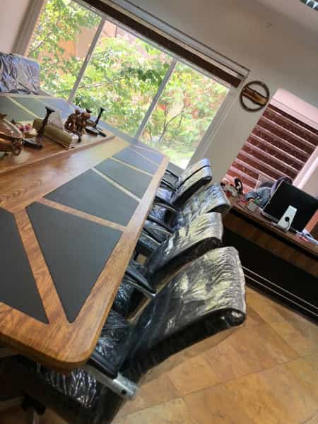 عکس چسب کاغذدیواری آیستر در داوودیه 