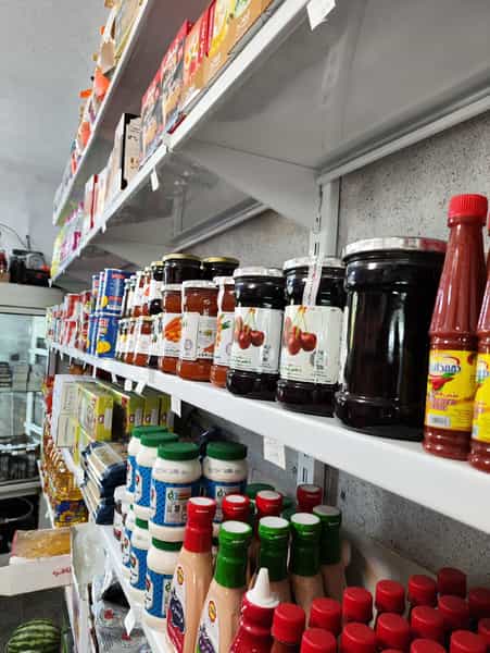 عکس سوپرمارکت آنلاین در منوچهری همدان