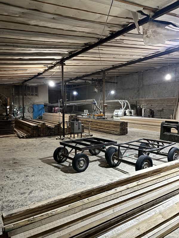 عکس چوب فروشی و پی وی سی وثوقی در امام خمینی محمود آباد