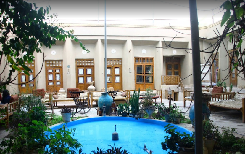 عکس هتل جاده ابریشم در بافت تاریخی یزد